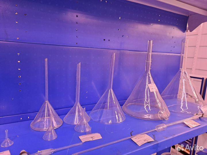 Воронки лабораторные