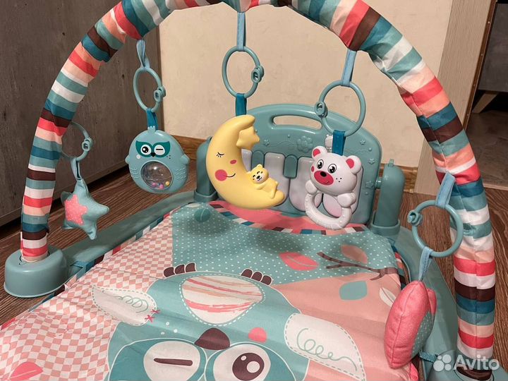Развивающий коврик с пианино