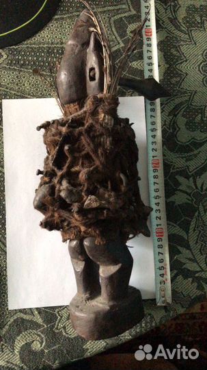 Африканская статуэтка