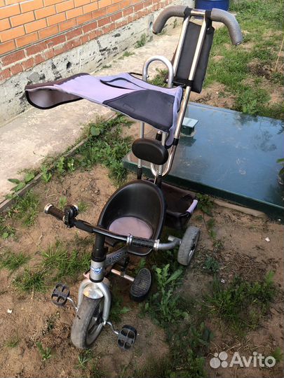 Детский велосипед с ручкой