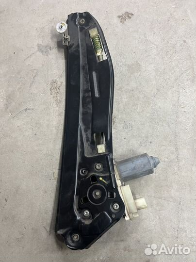 Стеклоподьемник задний левый бмв е65 е66