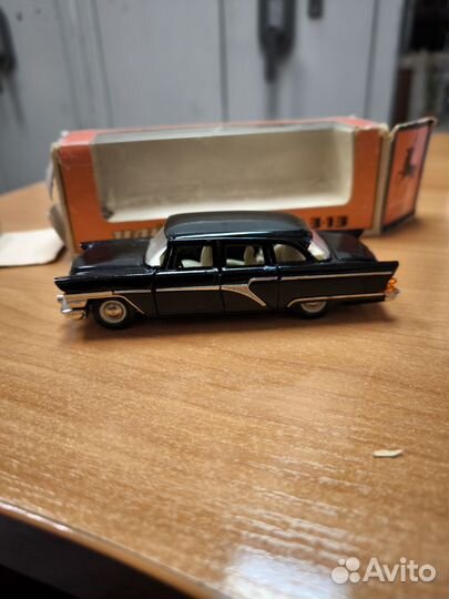 1:43 СССР газ 13 А15 чайка олимпийская