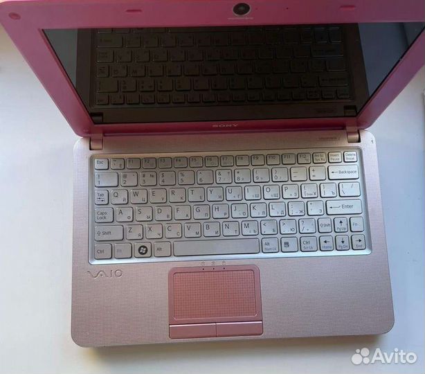Ноутбук/нетбук Sony vaio VPC-W11S1R/P