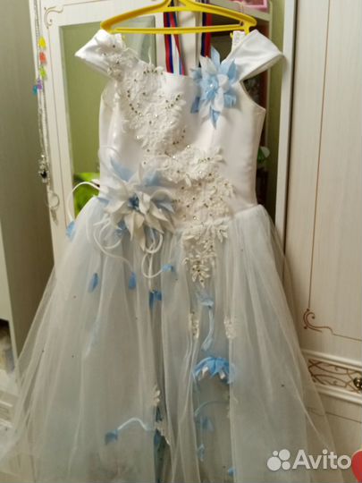 Платье для девочки. Небольшой торг