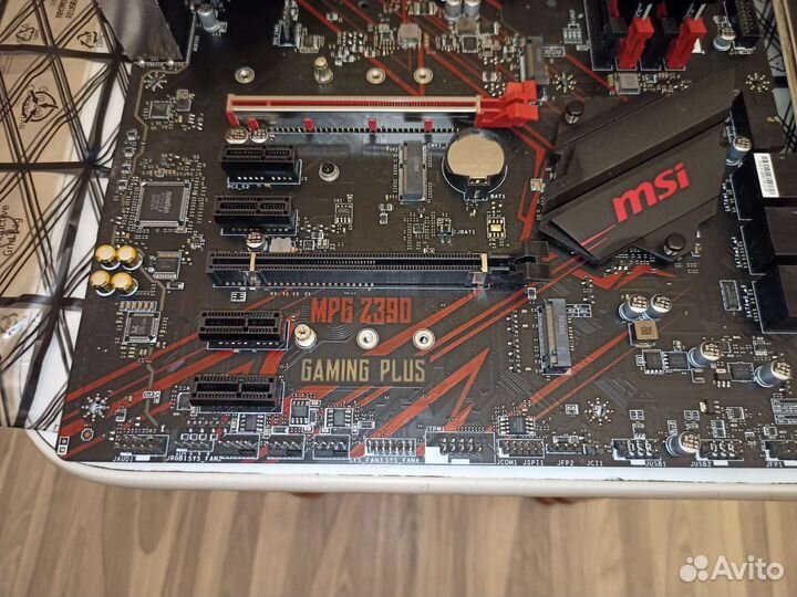 I7 8700/Z390/16GB DDR4