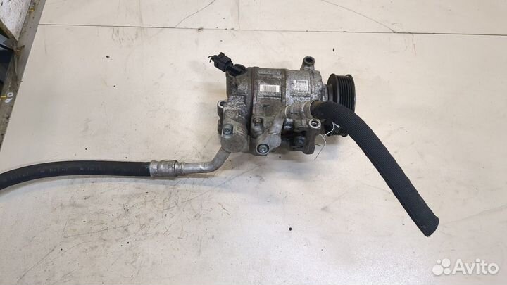 Компрессор кондиционера Audi Q5