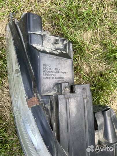 Фара левая Mitsubishi Colt Z3 дефекты