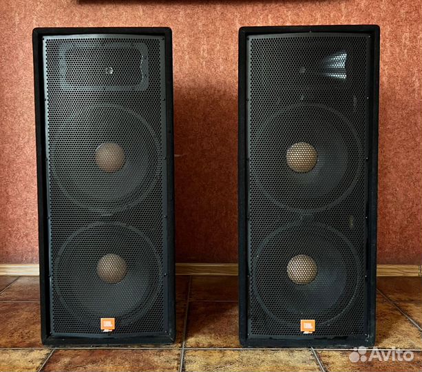 Колонки JBL JRX225 Black