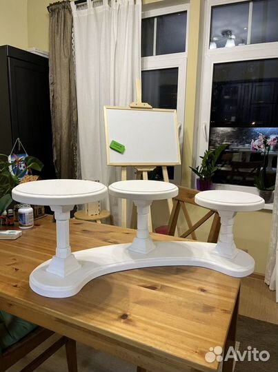 Подставка под свадебный торт