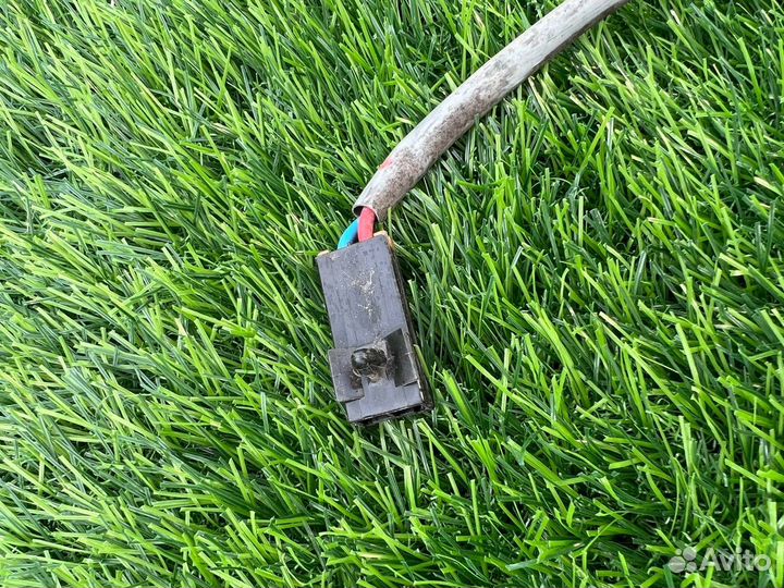 Стеклоподъемник передний левый primera p11