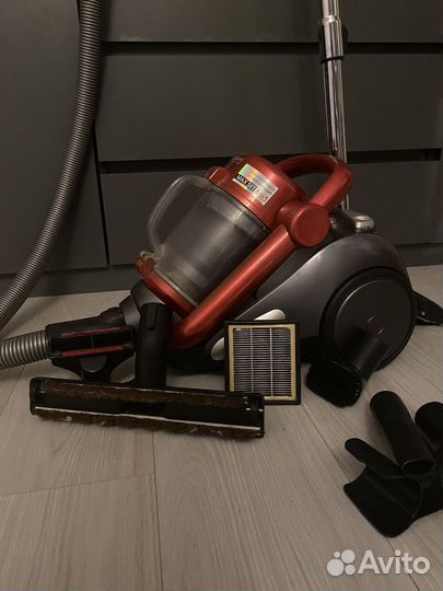 Пылесос Redmond