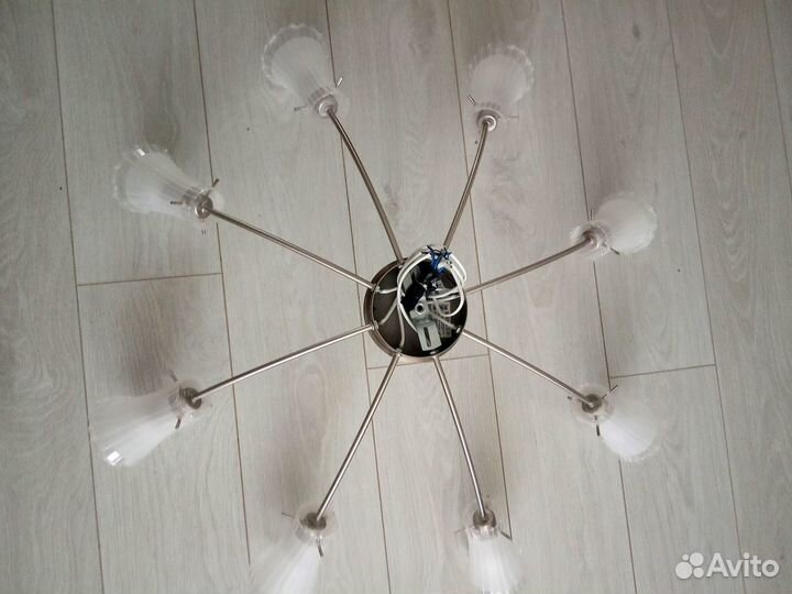 Люстра на 8 плафонов и на 5 плафонов
