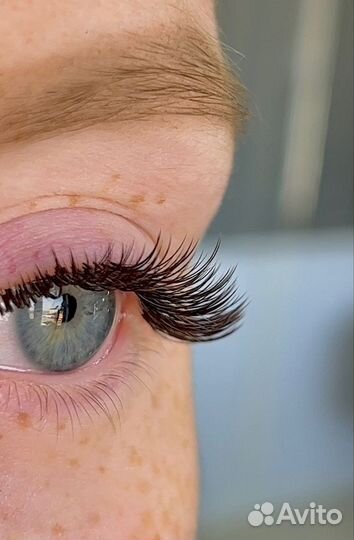 Наращивание ресниц