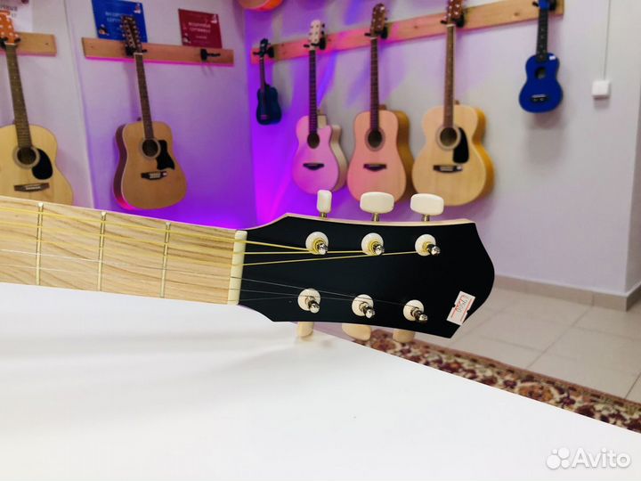 Гитара Amistar Новая