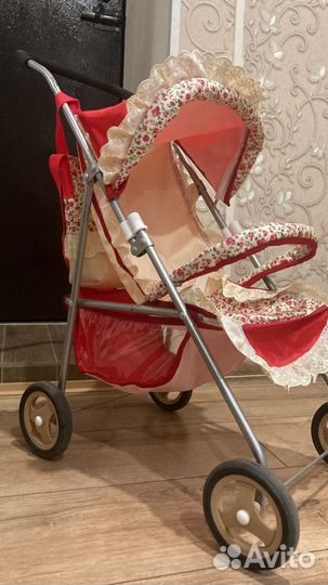 Кукла с коляской