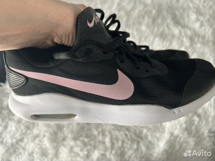 Кроссовки nike женские