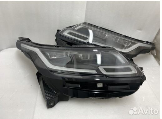 Land Rover Range Velar 2020 года комплект фар