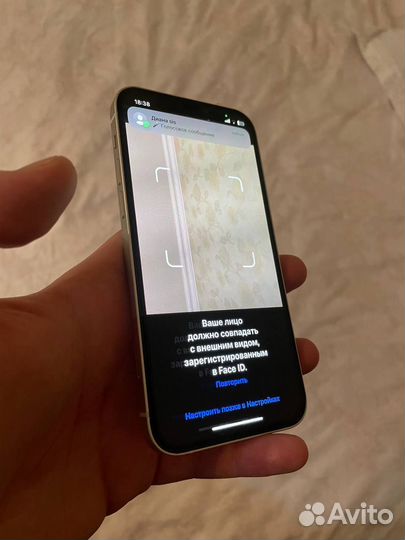 iPhone 12, 64 ГБ