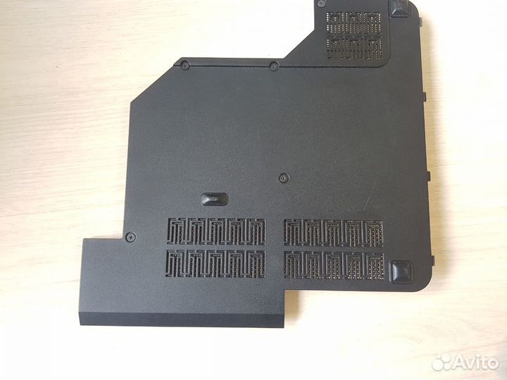 Крышка корпуса Lenovo G570