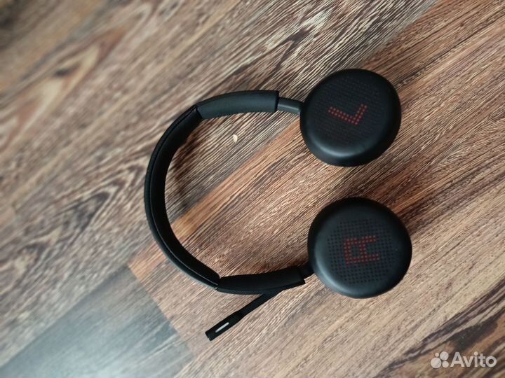 Беспроводные наушники Plantronics 4220