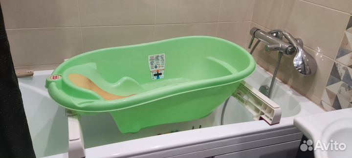 Ванночка для купания с термометром