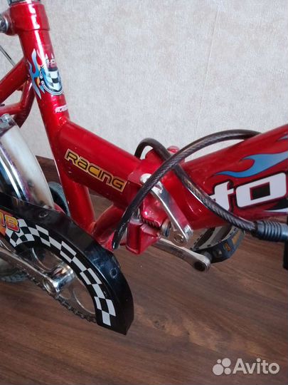 Велосипед для начинающих (колеса 18)