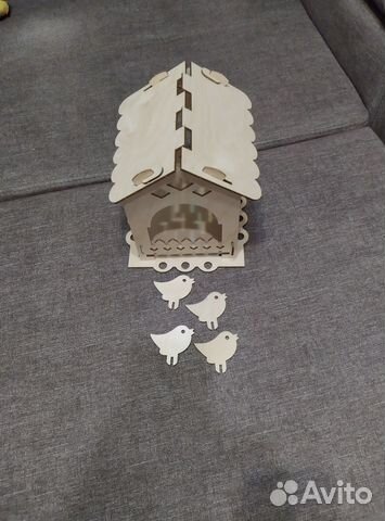 Декоративная кормушка для птиц