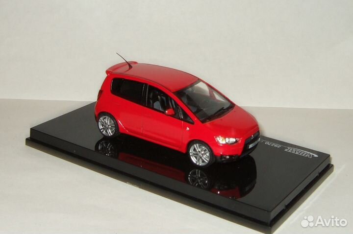 Мицубиси Mitsubishi Colt Пятидверный Vitesse 1:43