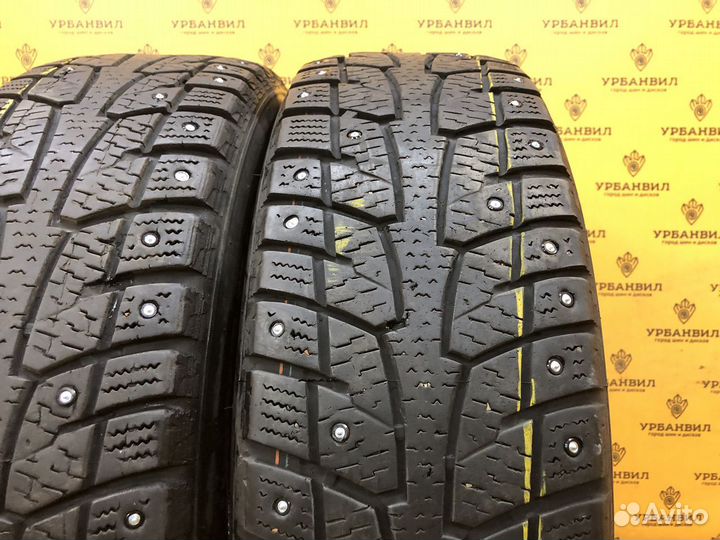 Hankook Winter I'Pike LT RW09 215/70 R15C R