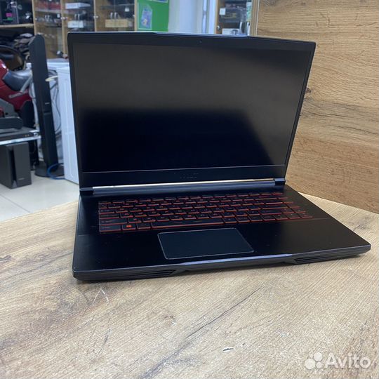 MSI katana gf63 i7-10750 RTX-3050