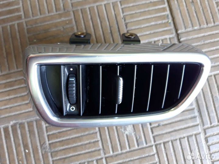 Дефлектор торпеды левый Porsche cayenne 958