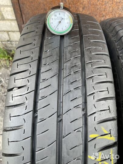 Michelin Agilis 215/75 R16C