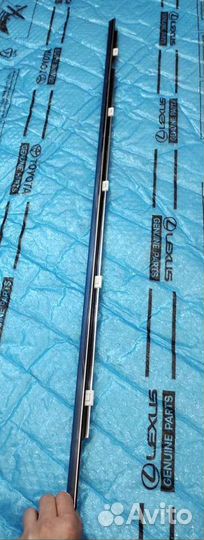 Хром стекла задней двери Лексус RX 2009-2015