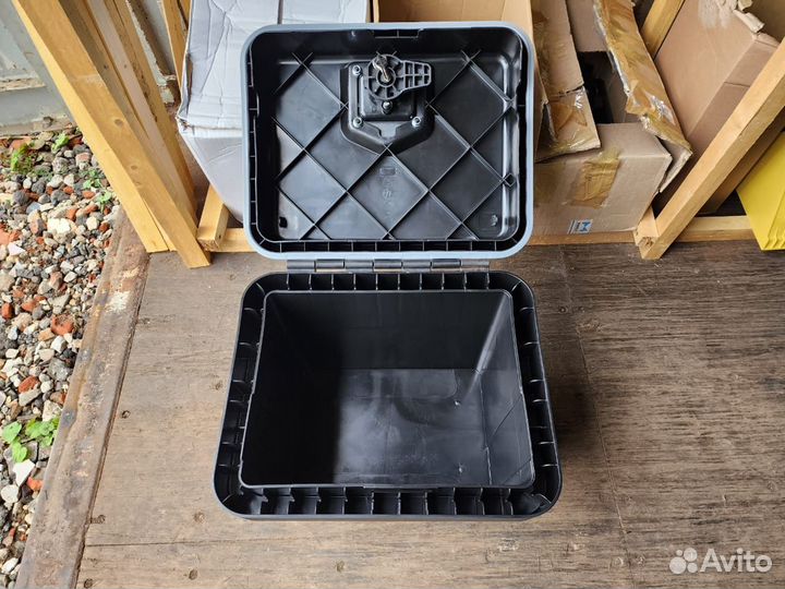 Инструментальный ящик Daken Welvet 38 литров