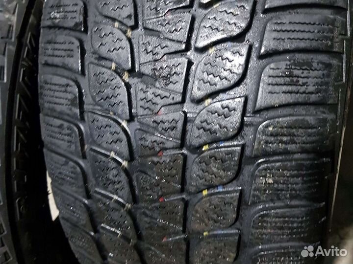 Bridgestone Blizzak LM-25 225/45 R17 91H