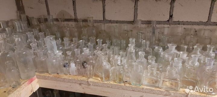 Старинные пузырьки и бутылочки