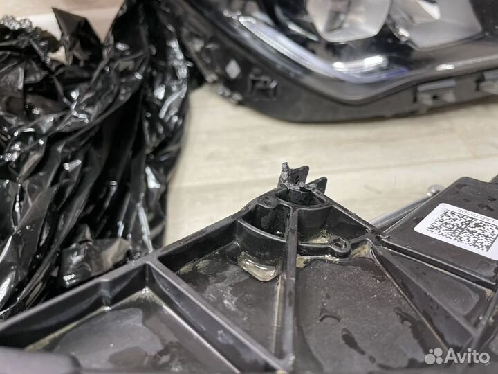 Левая фара w118 cla