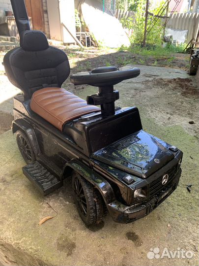 Машина толокар Mercedes