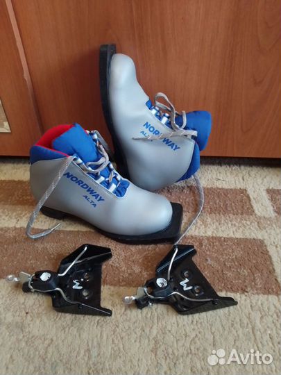 Лыжные ботинки+крепления,размер 34