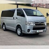 Toyota Hiace 2.0 AT, 2015, 189 000 км, с пробегом, цена 2 149 000 руб.