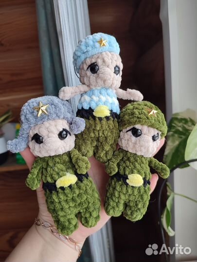 Брелочки-солдатики