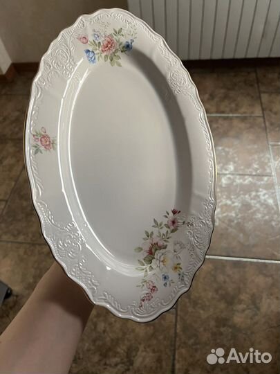 Чайно столовый сервиз