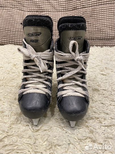 Хоккейны коньки CCM детские