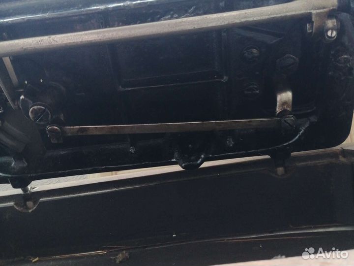 Швейная машина Singer