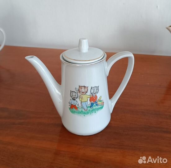 Чайник фарфор СССР Советский чайничек Котенок