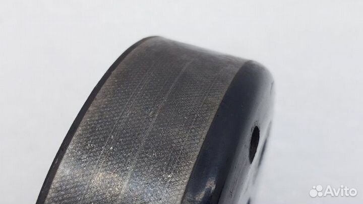 Шкив водяного насоса (помпы) Toyota Avensis T250