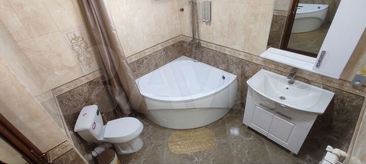 Комната 80 м² в 3-к., 2/2 эт.