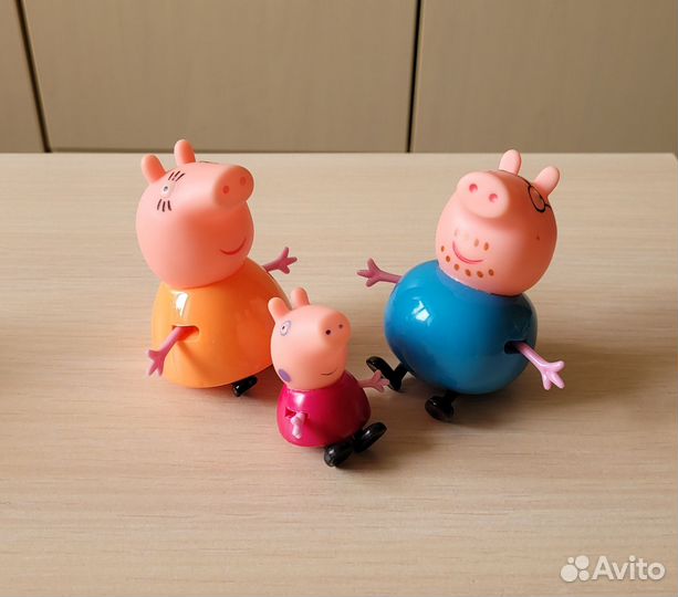 Игрушка Свинка пеппа и её семья