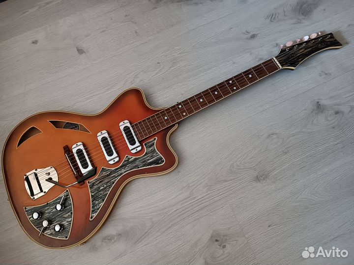 Гитара Perl Gold