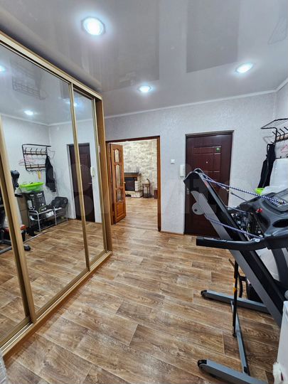 3-к. квартира, 64,3 м², 2/10 эт.